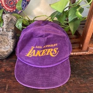 Vtg Los Angeles Lakers Purple Corduroy Zipper hat